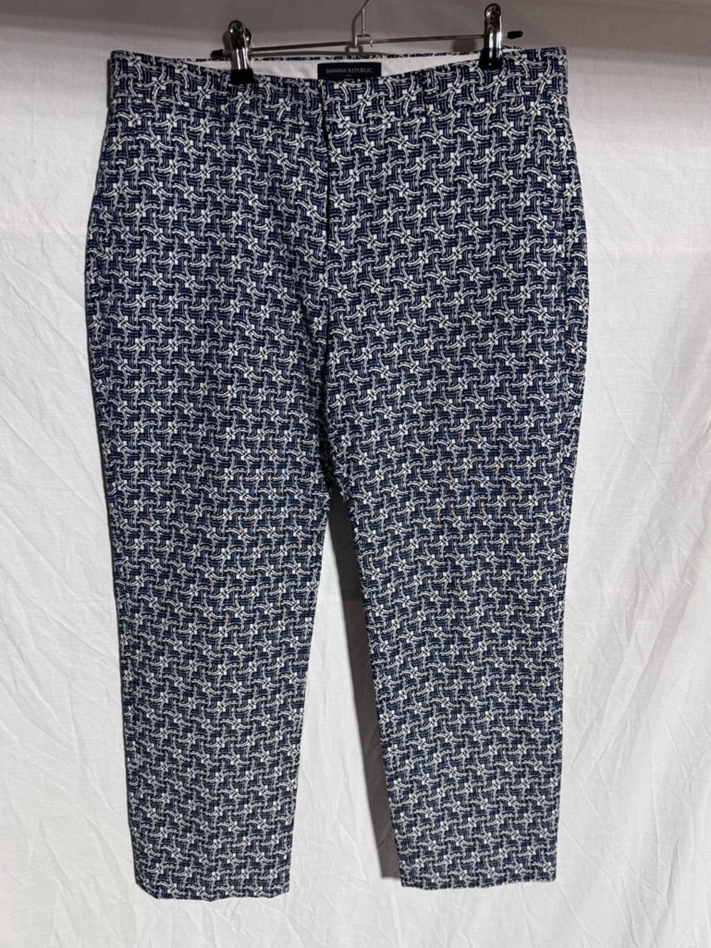 Banana Republic Avery navy blue white geometric pattern dressy crop pant Size 8P